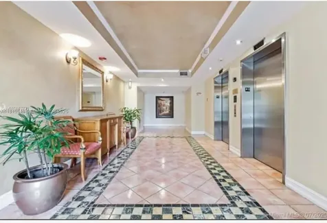 19601 E Country Club Drive Aventura FL 33180