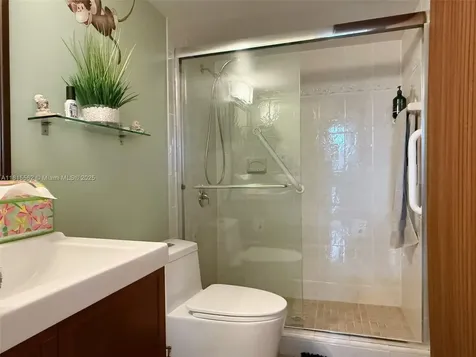 800 Parkview Drive Hallandale Beach FL 33009