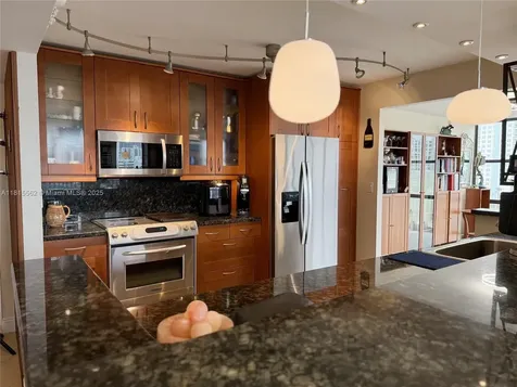 800 Parkview Drive Hallandale Beach FL 33009