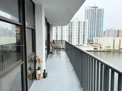 800 Parkview Drive Hallandale Beach FL 33009