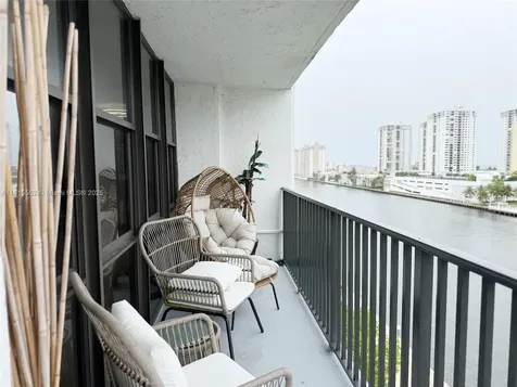 800 Parkview Drive Hallandale Beach FL 33009