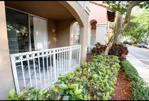 19801 E Country Club Drive Aventura FL 33180
