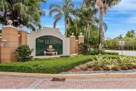19801 E Country Club Drive Aventura FL 33180