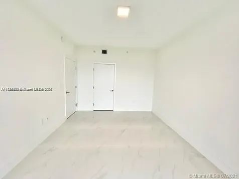 16385 Biscayne Boulevard North Miami Beach FL 33160