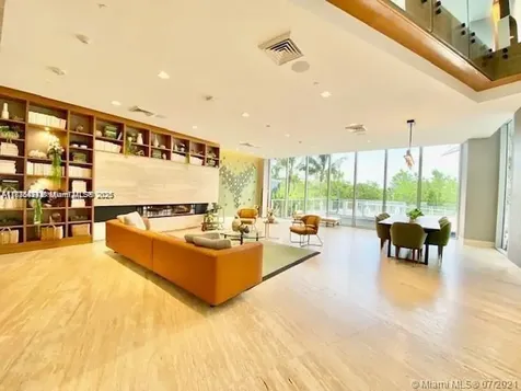 16385 Biscayne Boulevard North Miami Beach FL 33160