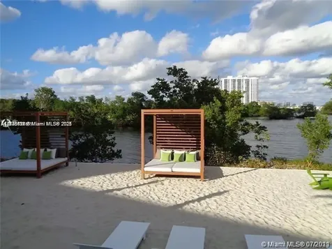 16385 Biscayne Boulevard North Miami Beach FL 33160