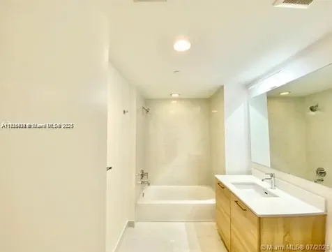 16385 Biscayne Boulevard North Miami Beach FL 33160