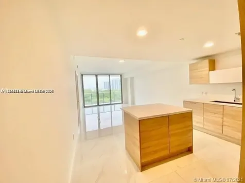 16385 Biscayne Boulevard North Miami Beach FL 33160