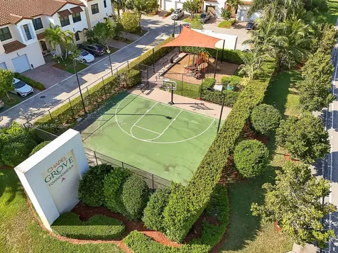20930 NW 1st Street Pembroke Pines FL 33029