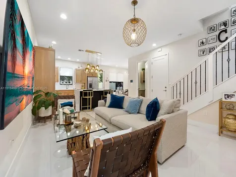 20930 NW 1st Street Pembroke Pines FL 33029