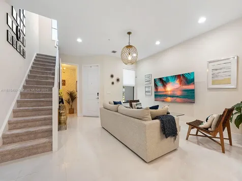 20930 NW 1st Street Pembroke Pines FL 33029