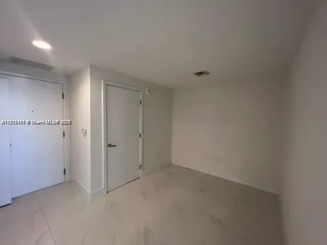 16385 Biscayne Boulevard North Miami Beach FL 33160