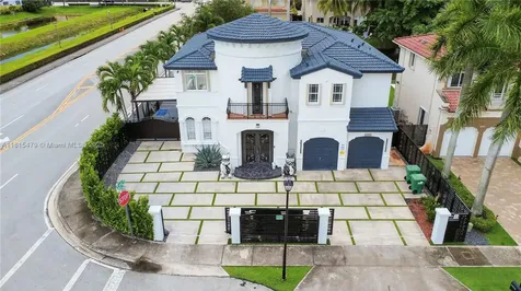 6403 SW 162nd Path Miami FL 33193