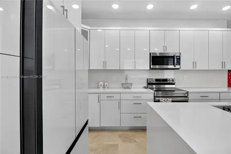 6403 SW 162nd Path Miami FL 33193