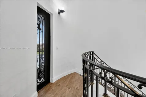 6403 SW 162nd Path Miami FL 33193