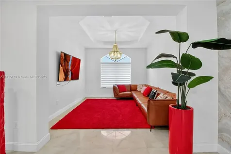 6403 SW 162nd Path Miami FL 33193