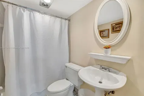 10101 E Bay Harbor Drive Bay Harbor Islands FL 33154