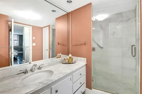 10101 E Bay Harbor Drive Bay Harbor Islands FL 33154