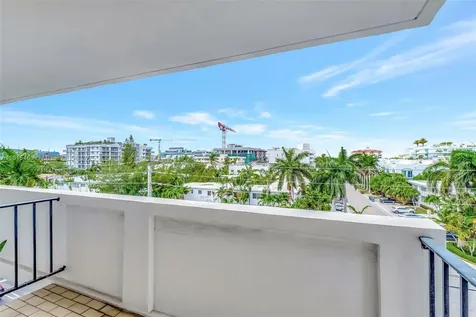 10101 E Bay Harbor Drive Bay Harbor Islands FL 33154
