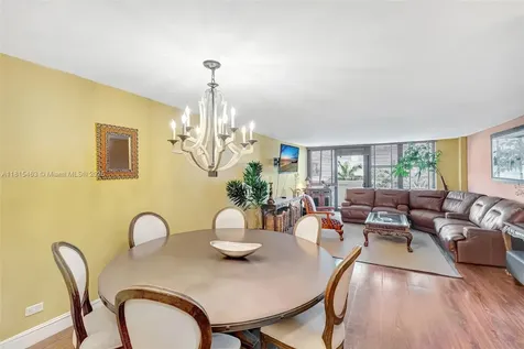 10101 E Bay Harbor Drive Bay Harbor Islands FL 33154