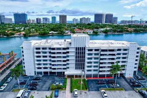 10101 E Bay Harbor Drive Bay Harbor Islands FL 33154