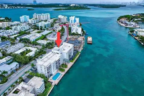 10101 E Bay Harbor Drive Bay Harbor Islands FL 33154