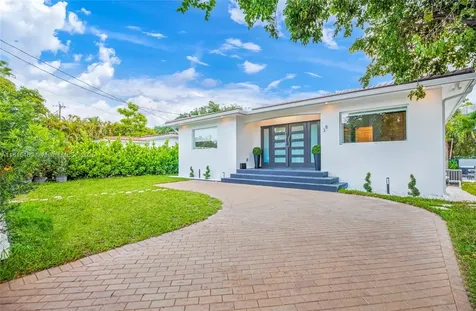 38 SW 25th Road Miami FL 33129