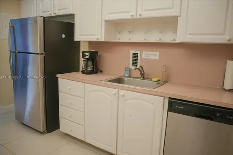 4001 S Ocean Drive Hollywood FL 33019