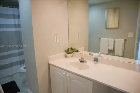 4001 S Ocean Drive Hollywood FL 33019