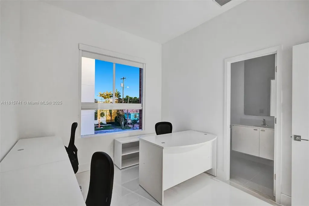 1801 NE 13th Street Fort Lauderdale FL 33304