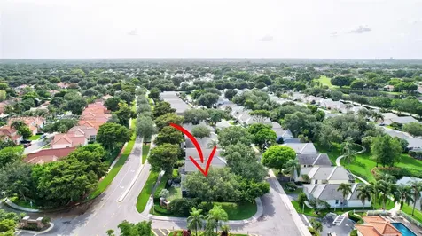 9012 Lake Park Circle S Davie FL 33328