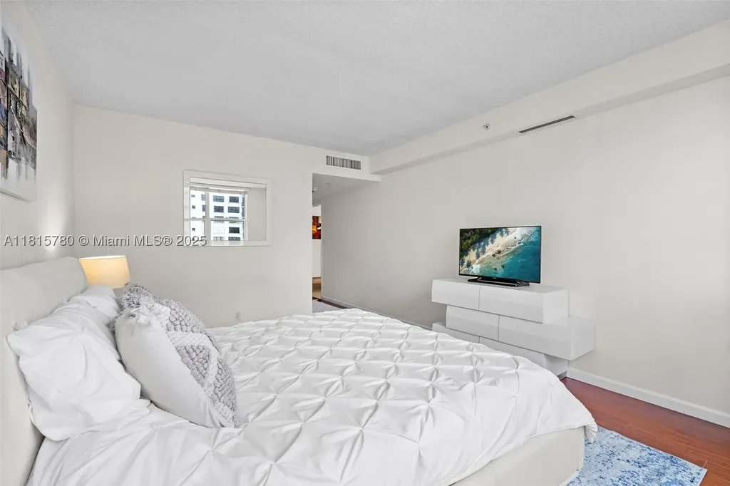 2501 S Ocean Drive Hollywood FL 33019