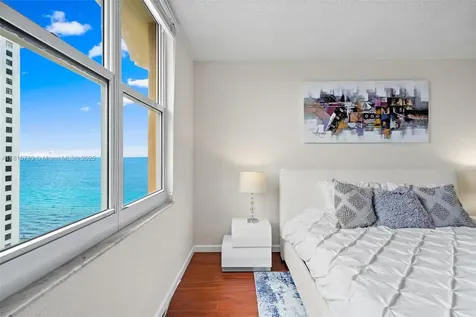 2501 S Ocean Drive Hollywood FL 33019