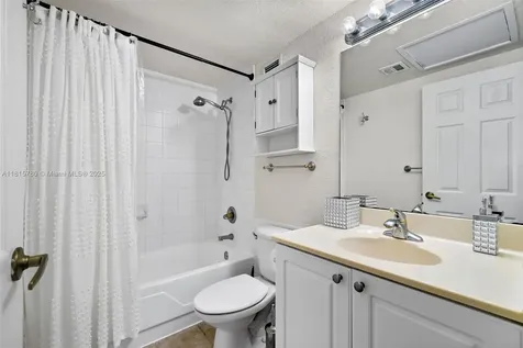 2501 S Ocean Drive Hollywood FL 33019