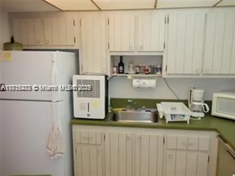 2025 NE 164th Street North Miami Beach FL 33162