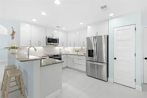 4735 NW 6th Place Coconut Creek FL 33063