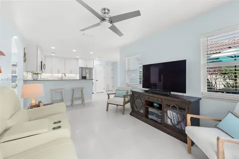 4735 NW 6th Place Coconut Creek FL 33063