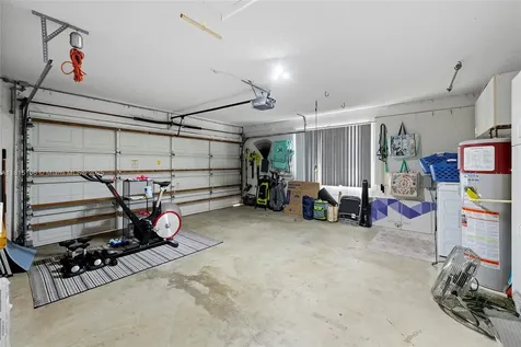 4735 NW 6th Place Coconut Creek FL 33063