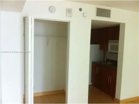 1200 Brickell Bay Drive Miami FL 33131