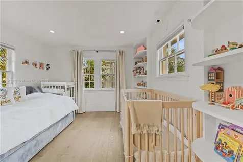 3747 Royal Palm Avenue Miami Beach FL 33140