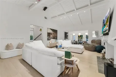 3747 Royal Palm Avenue Miami Beach FL 33140