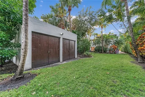 3747 Royal Palm Avenue Miami Beach FL 33140
