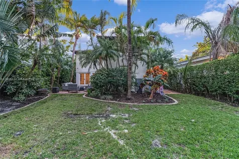 3747 Royal Palm Avenue Miami Beach FL 33140