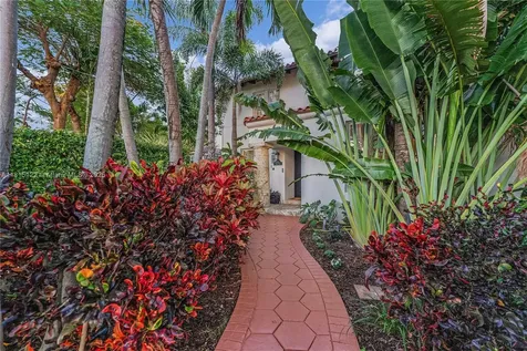3747 Royal Palm Avenue Miami Beach FL 33140
