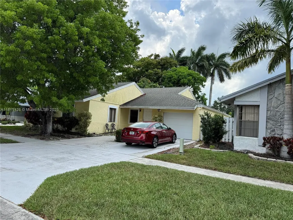 21386 Summertrace Circle Boca Raton FL 33428