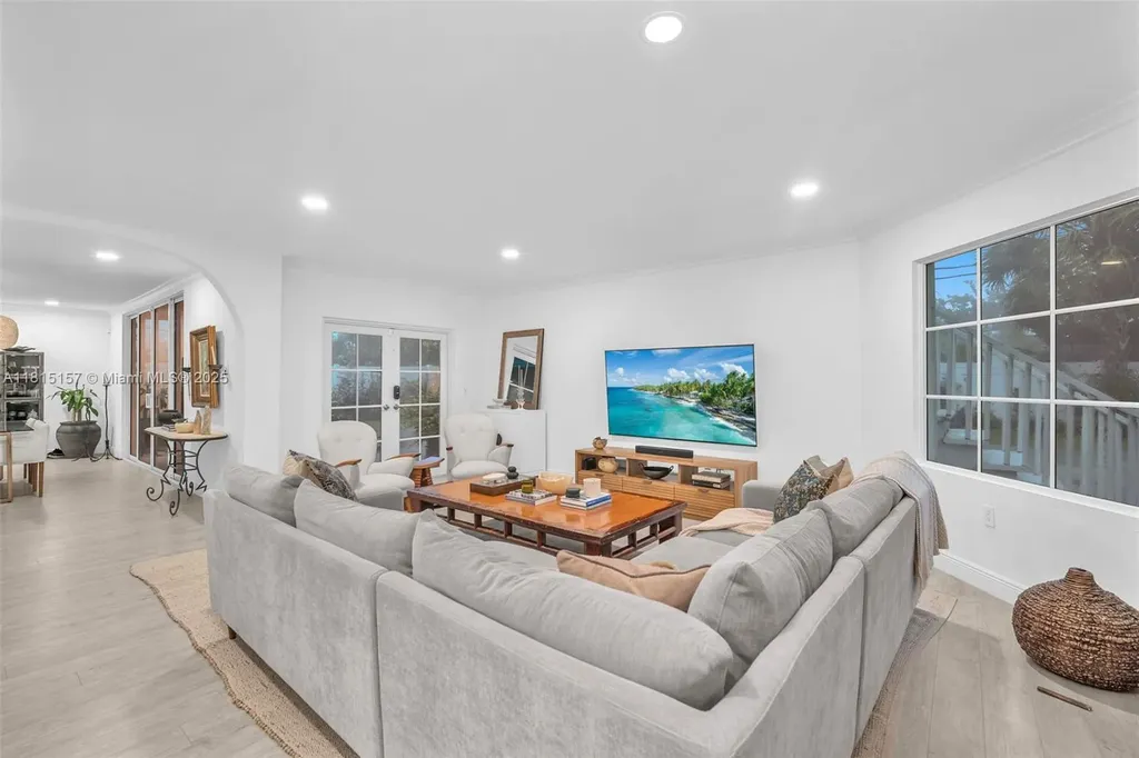 343 NW 23rd Street Boca Raton FL 33431