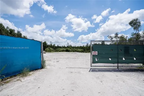 NW 122 Ave, NW 50 Street Doral FL 33178