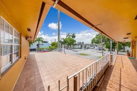 4340 NW 11th Street Miami FL 33126