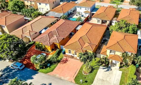 7997 NW 199th Terrace Hialeah FL 33015