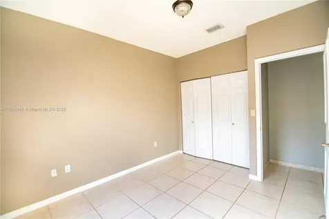 7997 NW 199th Terrace Hialeah FL 33015